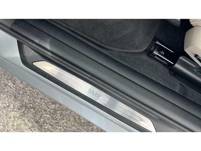 BMW 3 SERIES 320i Sport 4dr 