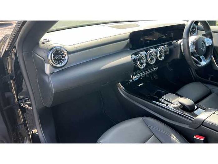 Mercedes-Benz CLA 180 CLA 180 AMG Line Premium + Night Ed 4dr Tip Auto 