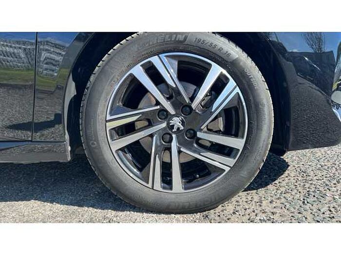 Peugeot 208 208 1.2 PureTech 100 Allure Premium 5dr 