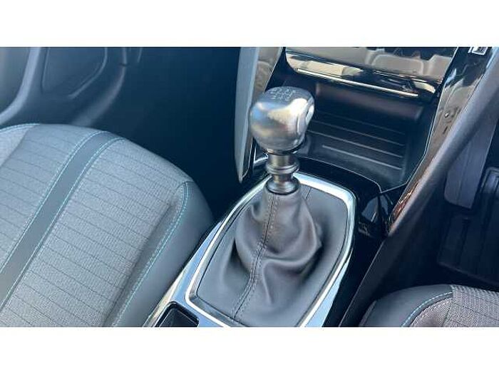 Peugeot 208 208 1.2 PureTech 100 Allure Premium 5dr 