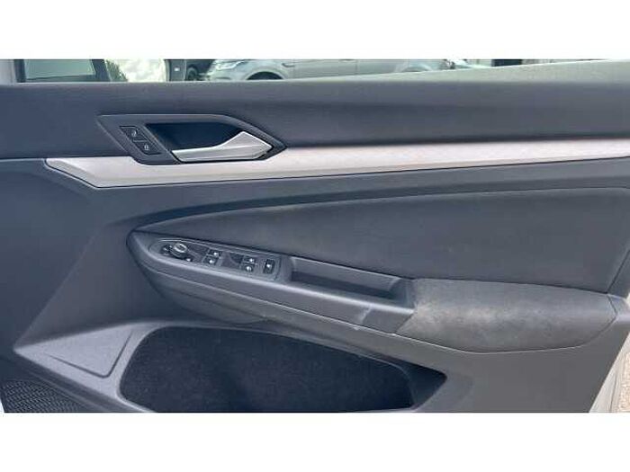 Volkswagen Golf GOLF 1.5 TSI Life 5dr 