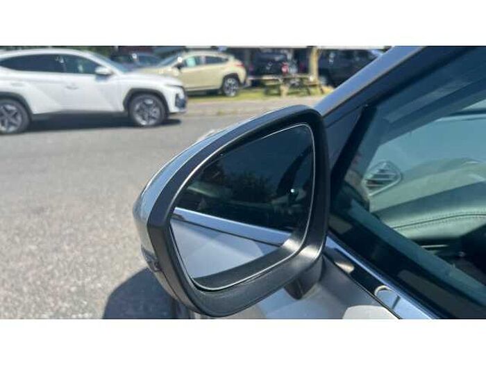 Nissan Qashqai QASHQAI 1.3 DiG-T MH N-Connecta 5dr 