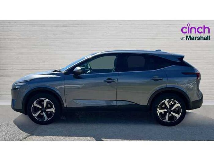 Nissan Qashqai QASHQAI 1.3 DiG-T MH N-Connecta 5dr 