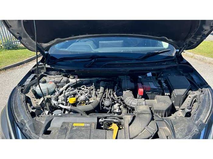 Nissan Qashqai QASHQAI 1.3 DiG-T MH N-Connecta 5dr 
