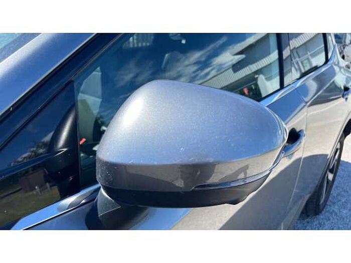 Nissan Qashqai QASHQAI 1.3 DiG-T MH N-Connecta 5dr 