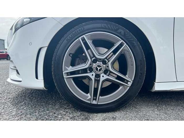 Mercedes-Benz A CLASS A200 AMG Line Executive 5dr Auto 