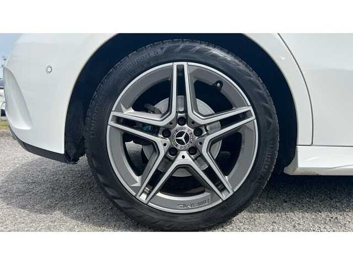 Mercedes-Benz A CLASS A200 AMG Line Executive 5dr Auto 