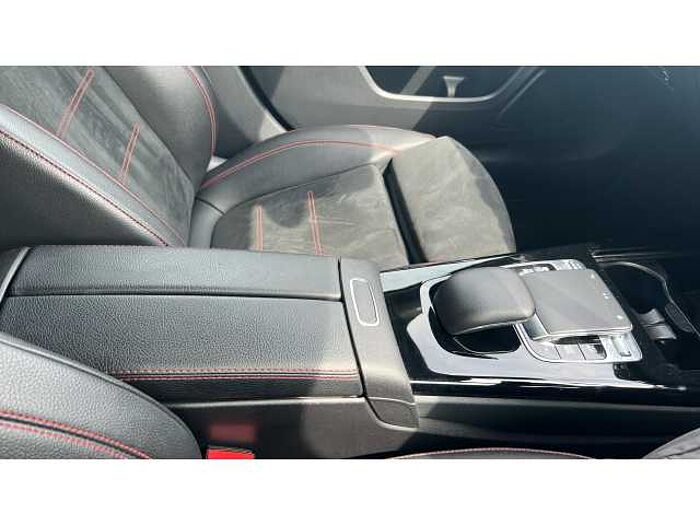 Mercedes-Benz A CLASS A200 AMG Line Executive 5dr Auto 