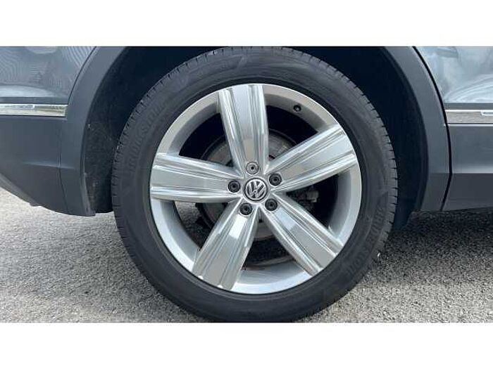 Volkswagen Tiguan TIGUAN 2.0 TDi 190 4Motion SEL 5dr DSG 