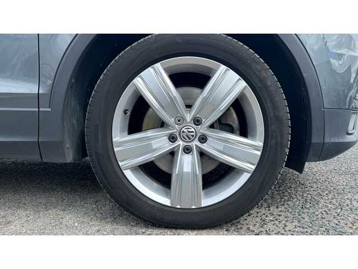 Volkswagen Tiguan TIGUAN 2.0 TDi 190 4Motion SEL 5dr DSG 