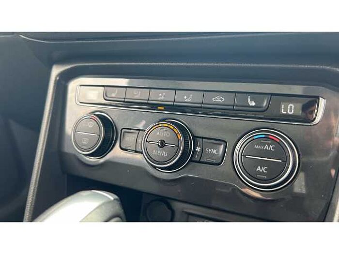 Volkswagen Tiguan TIGUAN 2.0 TDi 190 4Motion SEL 5dr DSG 