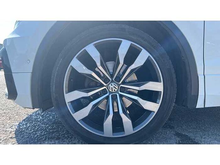 Volkswagen Tiguan TIGUAN 2.0 TDi 150 R-Line Tech 5dr DSG 