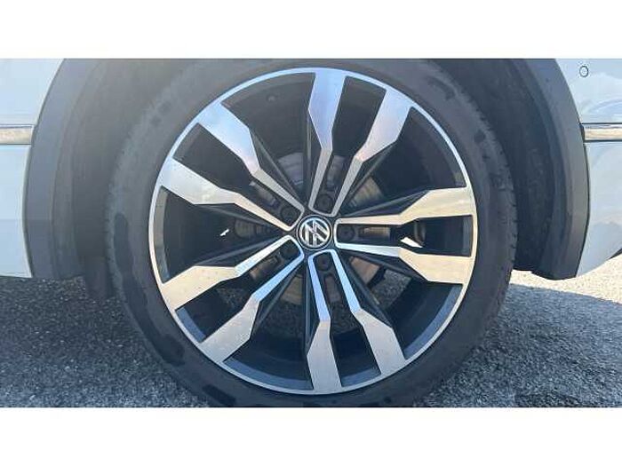 Volkswagen Tiguan TIGUAN 2.0 TDi 150 R-Line Tech 5dr DSG 