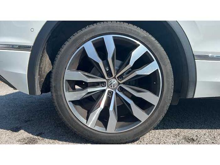 Volkswagen Tiguan TIGUAN 2.0 TDi 150 R-Line Tech 5dr DSG 