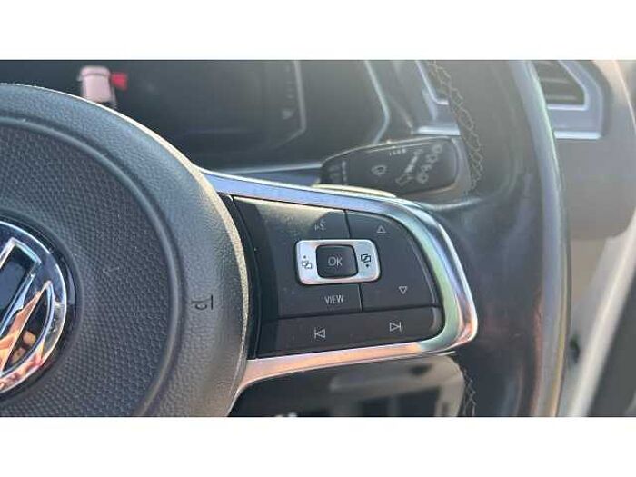 Volkswagen Tiguan TIGUAN 2.0 TDi 150 R-Line Tech 5dr DSG 