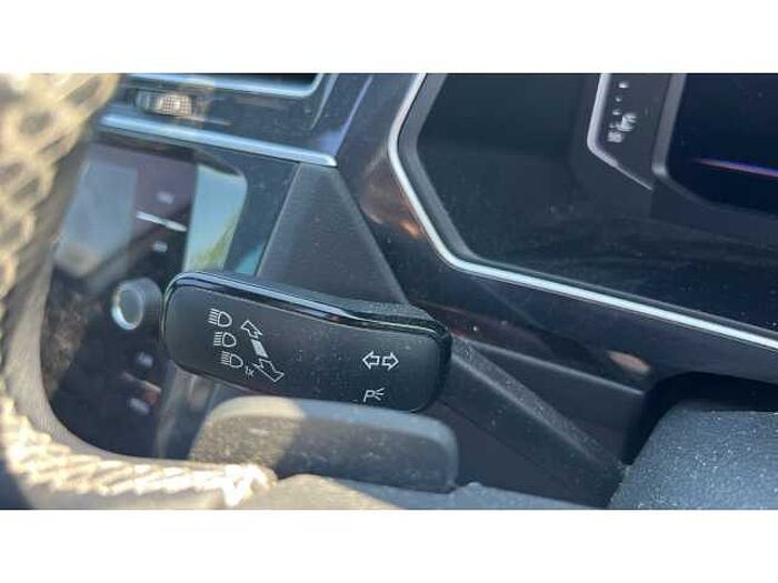 Volkswagen Tiguan TIGUAN 2.0 TDi 150 R-Line Tech 5dr DSG 