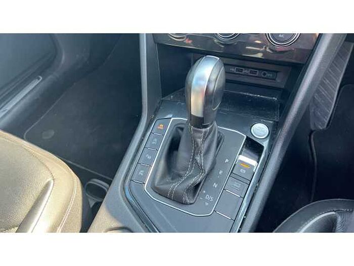 Volkswagen Tiguan TIGUAN 2.0 TDi 150 R-Line Tech 5dr DSG 
