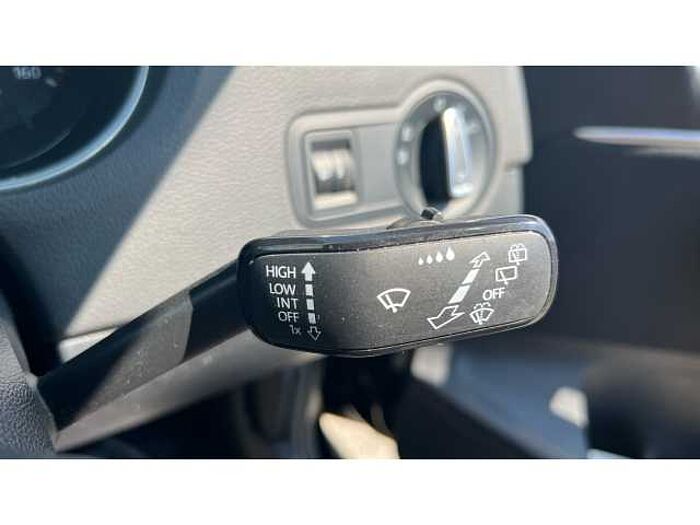 Volkswagen Polo POLO 1.0 Match 5dr 