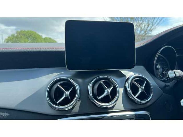 Mercedes-Benz GLA 220 GLA 220d 4Matic AMG Line Premium 5dr Auto 