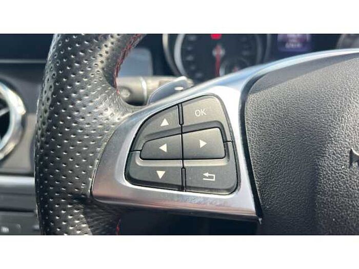 Mercedes-Benz GLA 220 GLA 220d 4Matic AMG Line Premium 5dr Auto 