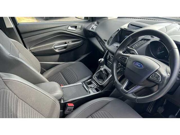Ford Kuga KUGA 1.5 EcoBoost Titanium Edition 5dr 2WD 