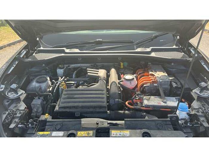 CUPRA Formentor FORMENTOR 1.4 eHybrid 204 V1 5dr DSG 