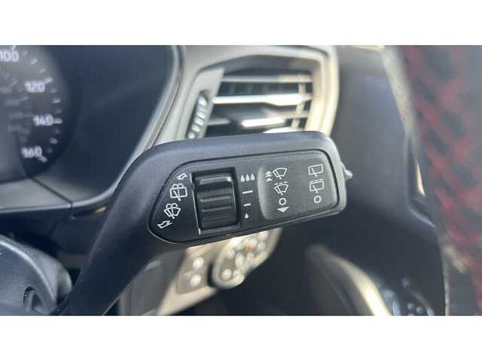 Ford Focus FOCUS 1.0 EcoBoost 125 ST-Line Nav 5dr 