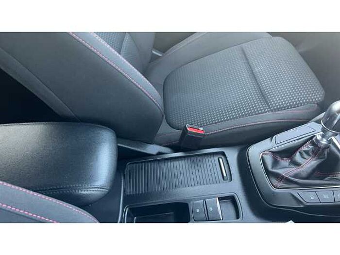 Ford Focus FOCUS 1.0 EcoBoost 125 ST-Line Nav 5dr 