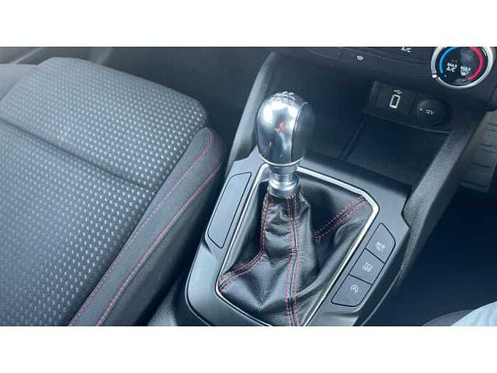 Ford Focus FOCUS 1.0 EcoBoost 125 ST-Line Nav 5dr 