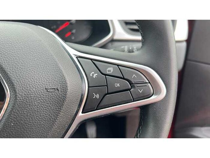 Renault Captur CAPTUR 1.3 TCE 140 Iconic 5dr 