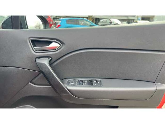 Renault Captur CAPTUR 1.3 TCE 140 Iconic 5dr 