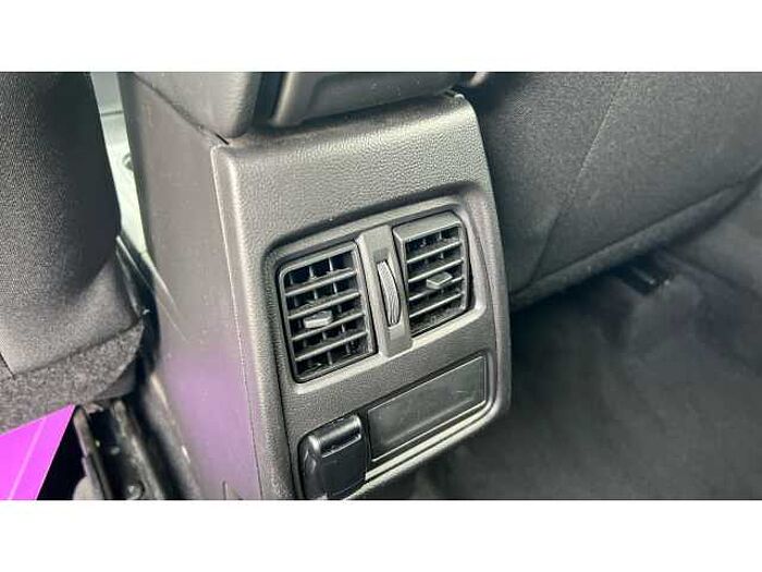 Renault Captur CAPTUR 1.3 TCE 140 Iconic 5dr 