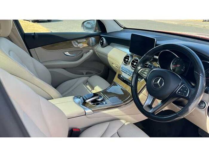 Mercedes-Benz GLC 250 GLC 250 4Matic Sport Premium Plus 5dr 9G-Tronic 