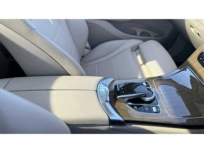 Mercedes-Benz GLC 250 GLC 250 4Matic Sport Premium Plus 5dr 9G-Tronic 