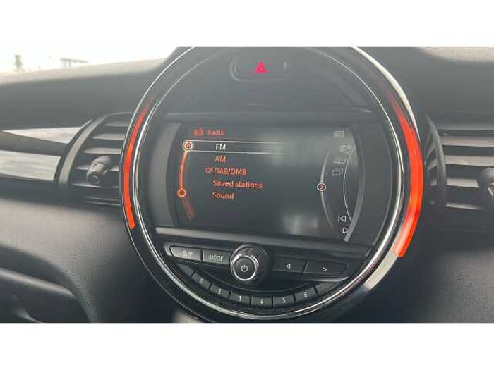 MINI Mini HATCHBACK 1.5 Cooper 3dr Auto 