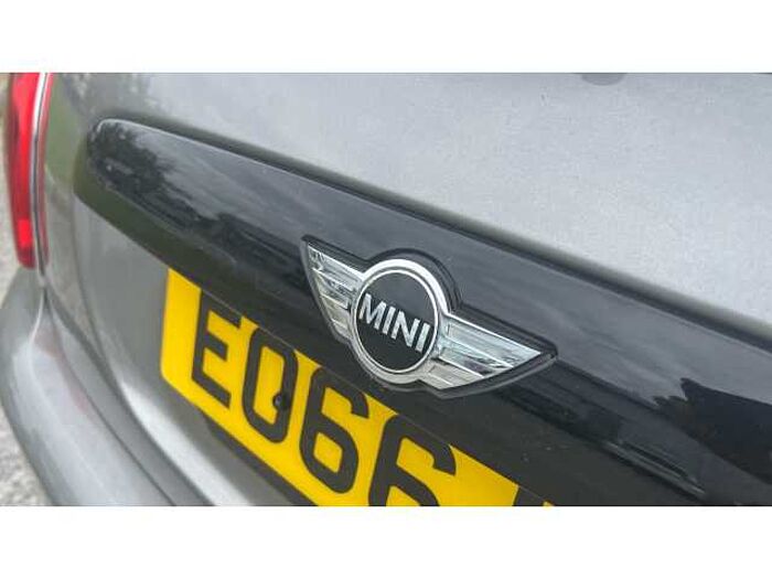 MINI Mini HATCHBACK 1.5 Cooper 3dr Auto 