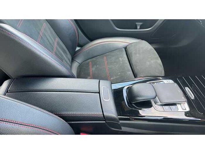 Mercedes-Benz A CLASS A180d AMG Line Premium 5dr Auto 