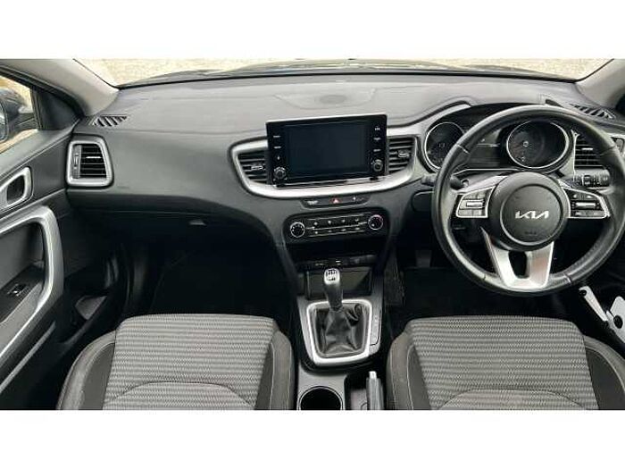 Kia Ceed CEED 1.5T GDi ISG 2 5dr 