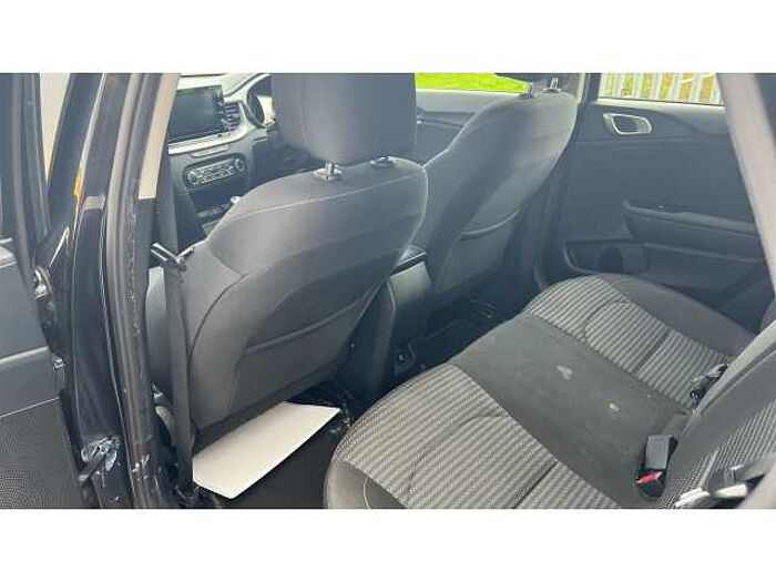 Kia Ceed CEED 1.5T GDi ISG 2 5dr 