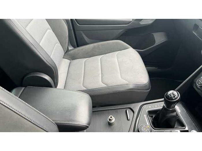 Volkswagen Tiguan TIGUAN 2.0 TDi 150 4Motion R-Line 5dr 