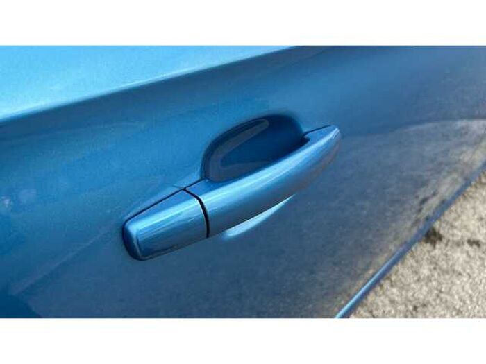 Vauxhall Corsa C CORSA 1.4 SRi Vx-line Nav Black 5dr 