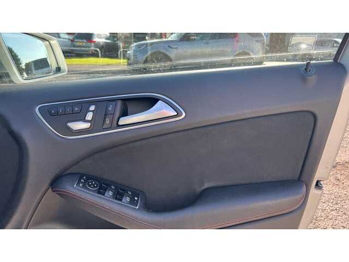 Mercedes-Benz B CLASS B200d AMG Line Premium Plus 5dr Auto 