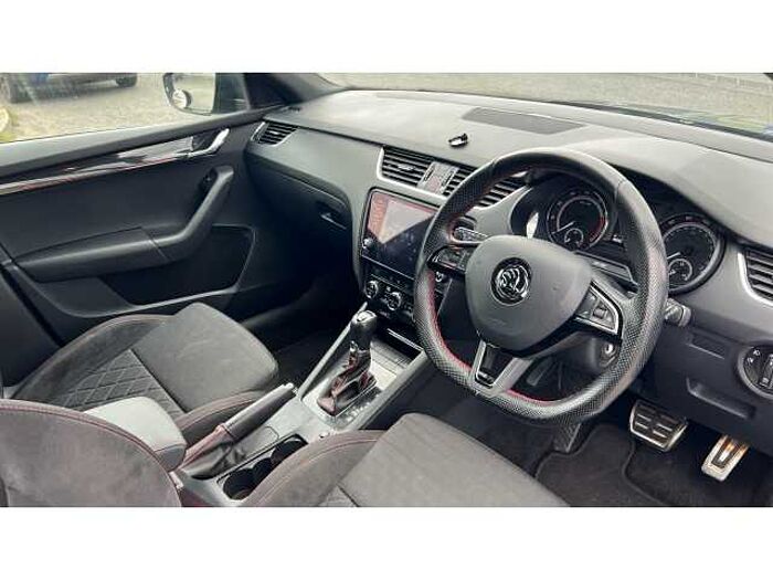 SKODA Octavia OCTAVIA 2.0 TSI vRS 5dr DSG 