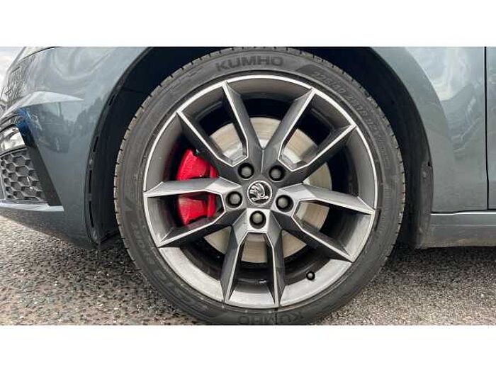 SKODA Octavia OCTAVIA 2.0 TSI vRS 5dr DSG 
