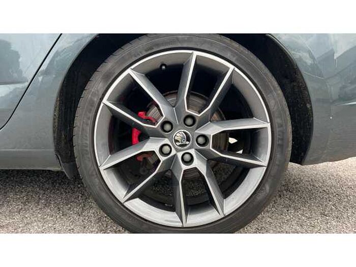 SKODA Octavia OCTAVIA 2.0 TSI vRS 5dr DSG 