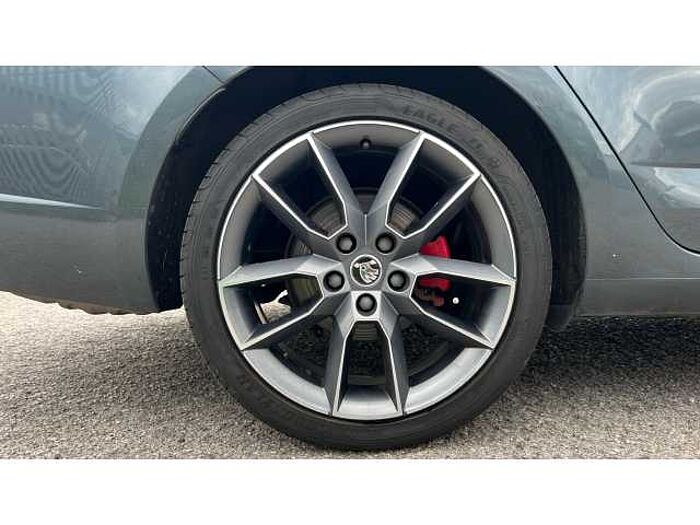 SKODA Octavia OCTAVIA 2.0 TSI vRS 5dr DSG 