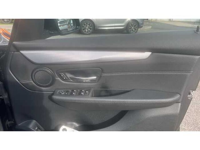 BMW 2 SERIES 218d M Sport 5dr Step Auto 