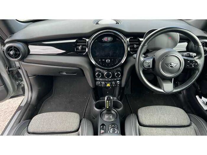 MINI Mini HATCHBACK 135kW Cooper S Level 2 33kWh 3dr Auto 